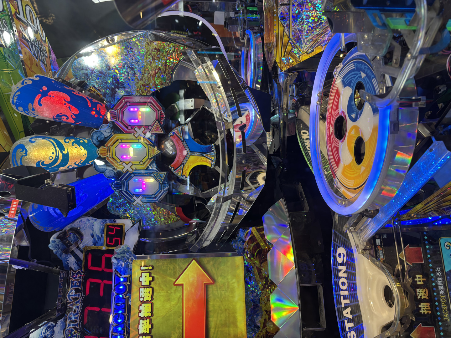 フォーチュントリニティ5 時空のダイヤモンド メダルゲーム